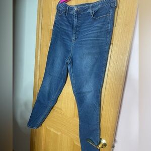 Old navy extra high rise skinny jeans size 20tall